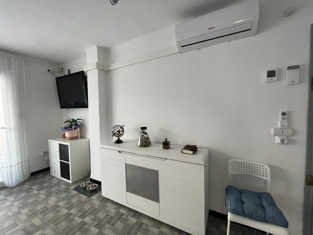 Piso Rita Apartment โรเซส ภายนอก รูปภาพ
