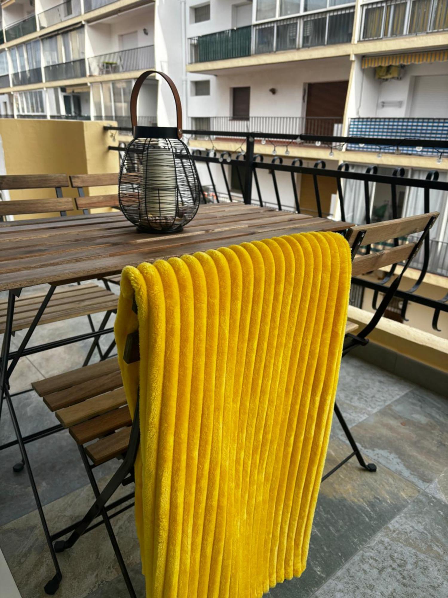 Piso Rita Apartment โรเซส ภายนอก รูปภาพ